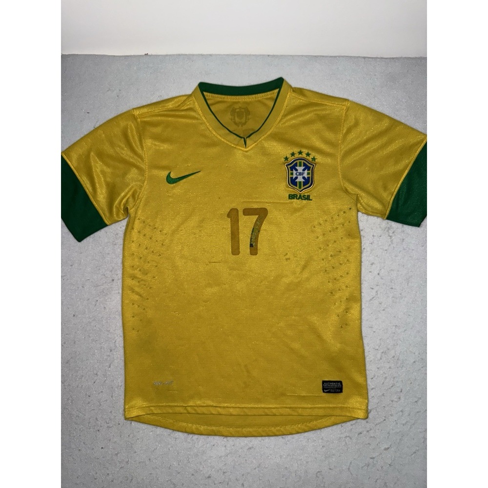 Nike Brazil National Team 2012 2013 Home Jersey Men's M Elias #17 RARE